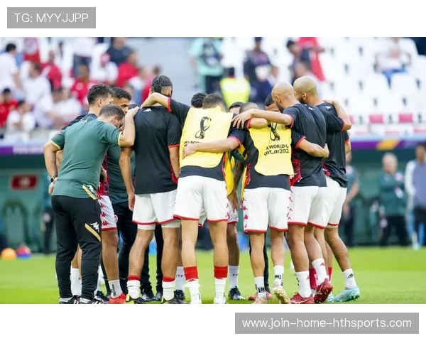 主裁判被两队骂爆：终场前判罚惹争议